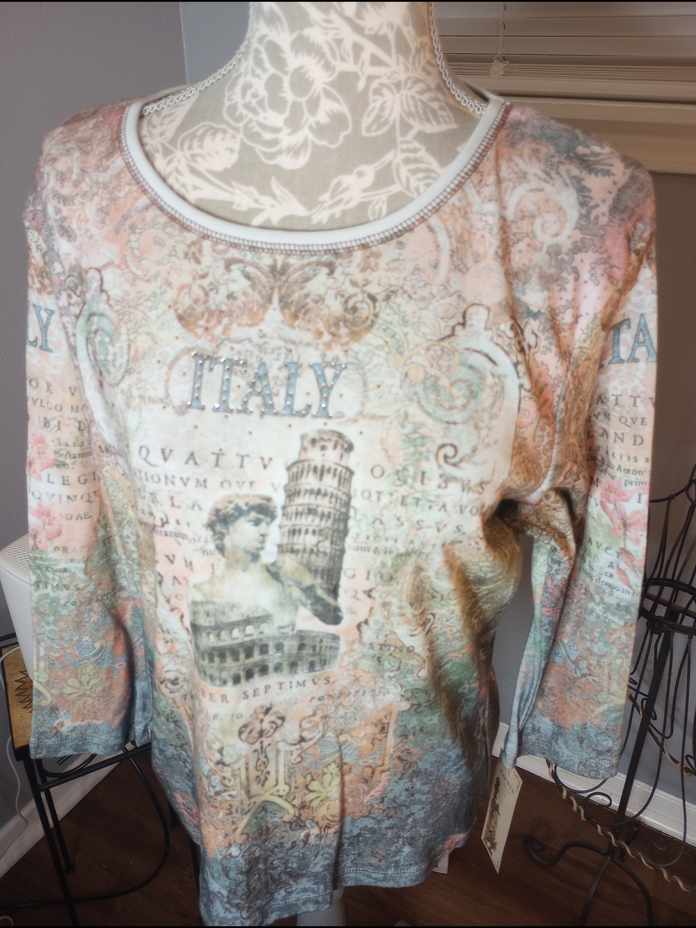 Cactus Italy Scenic Print Long Sleeve Top in Pastel Pink, Blue & Cream